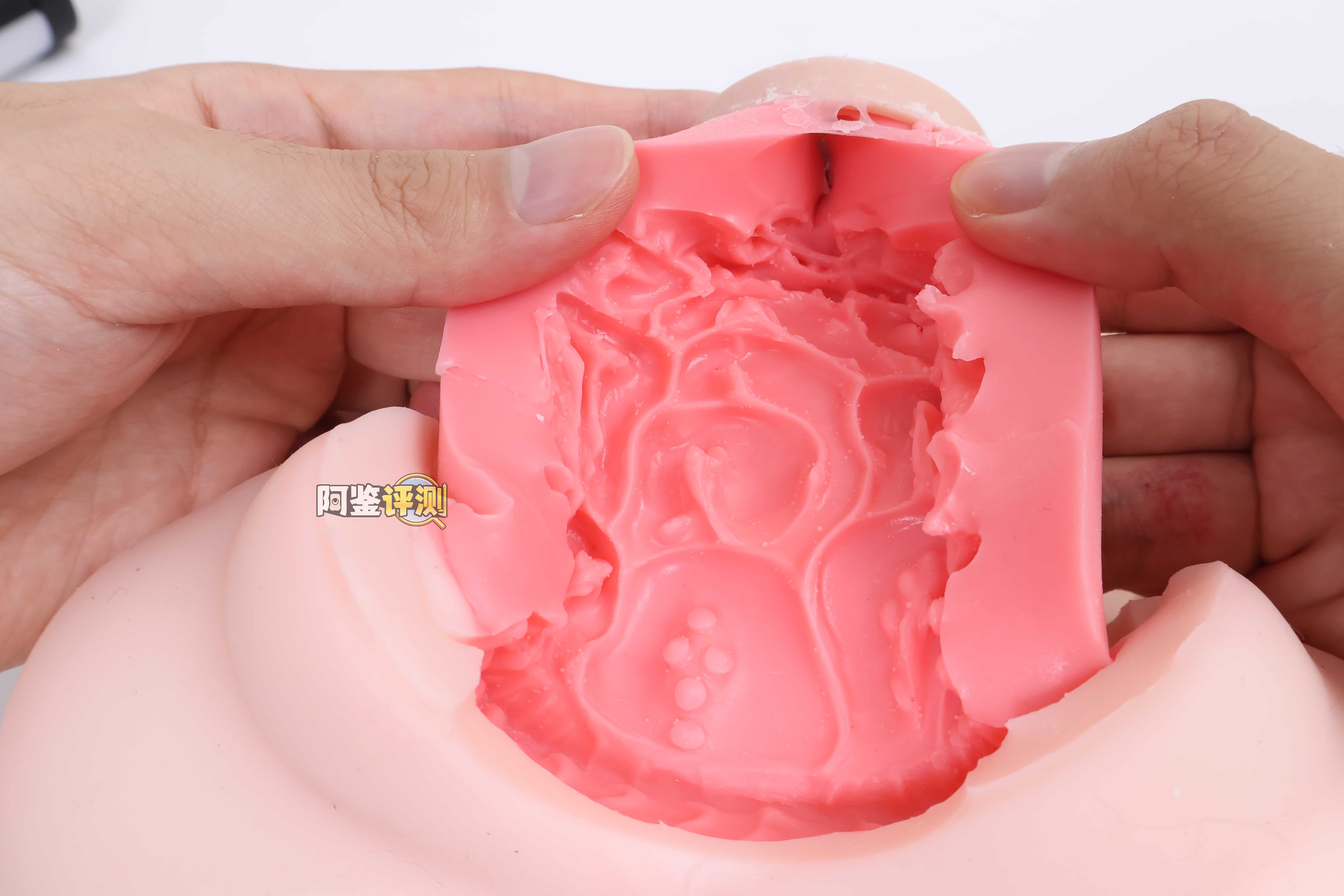 YUU——“内伸缩樱乃酱”评测!胖乎乎的传统派活塞型电动杯,能力综合但是缺乏亮点