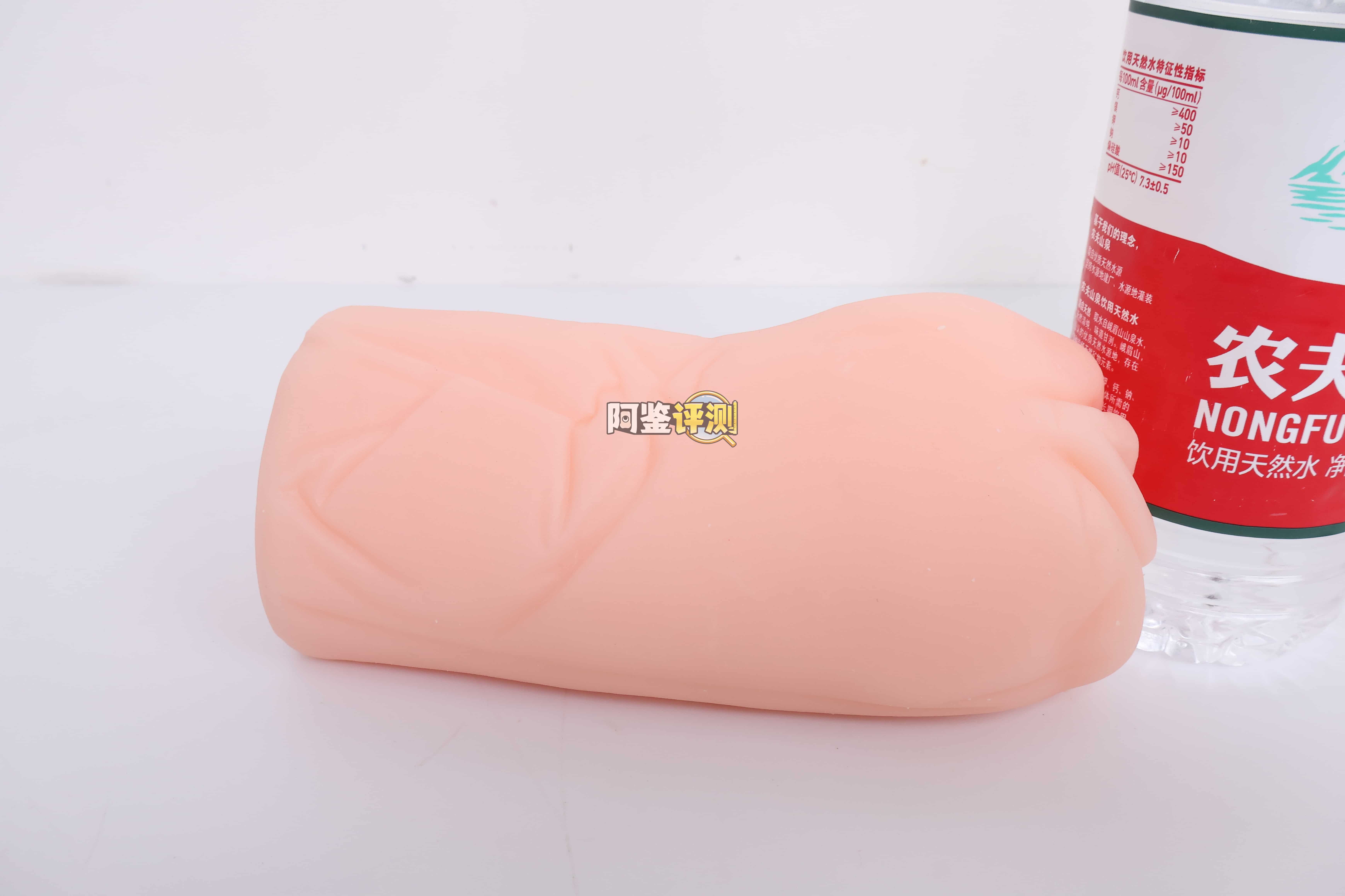 汤马托易士——”制服美少女”评测！充满棱角和剐蹭的脂软慢玩，也是别有一番风味！