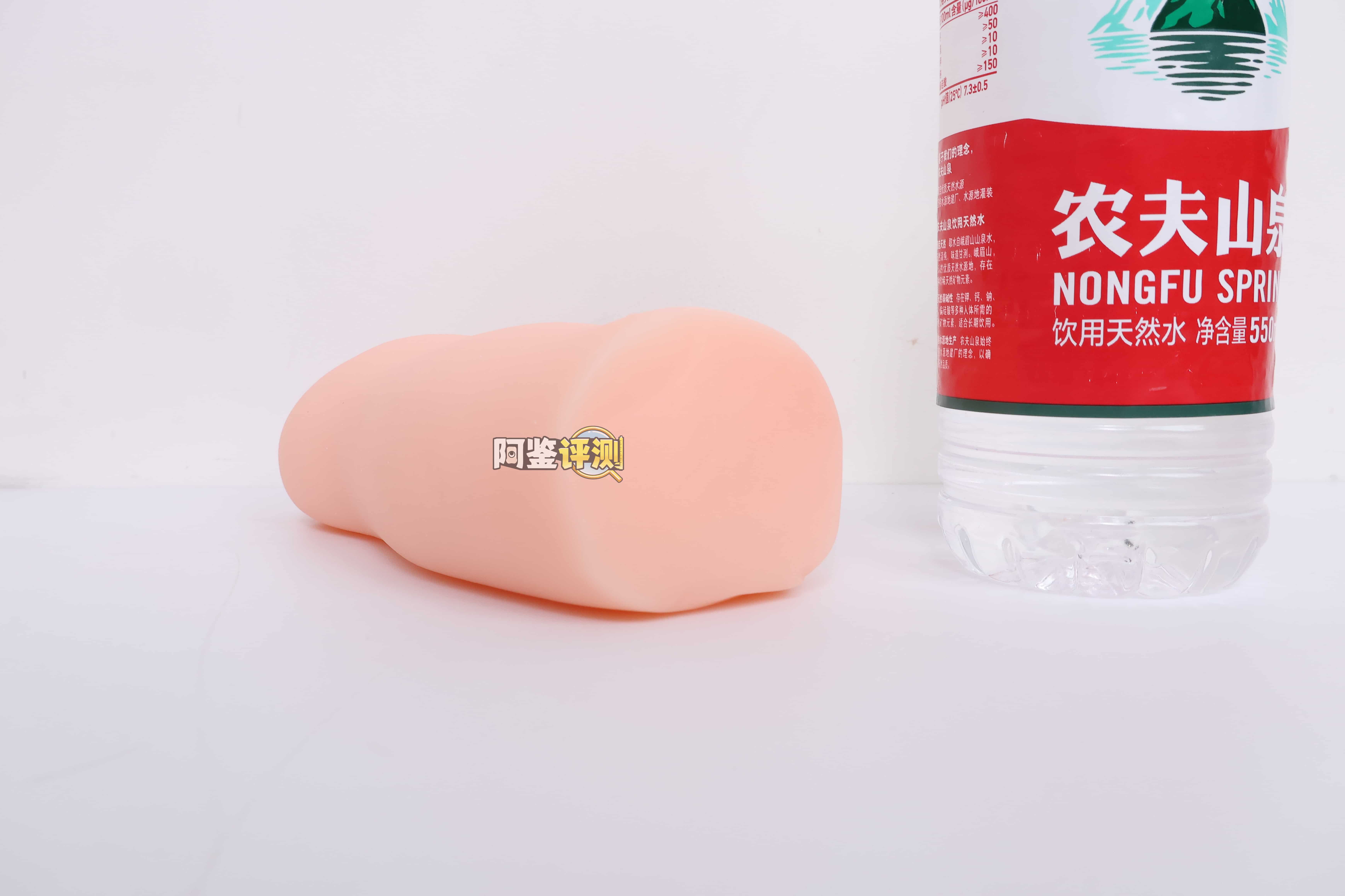 汤马托易士——”异世界精灵”评测！对子炼金术士的一比一模仿版，TPE的材质复刻排气感？根本不行...