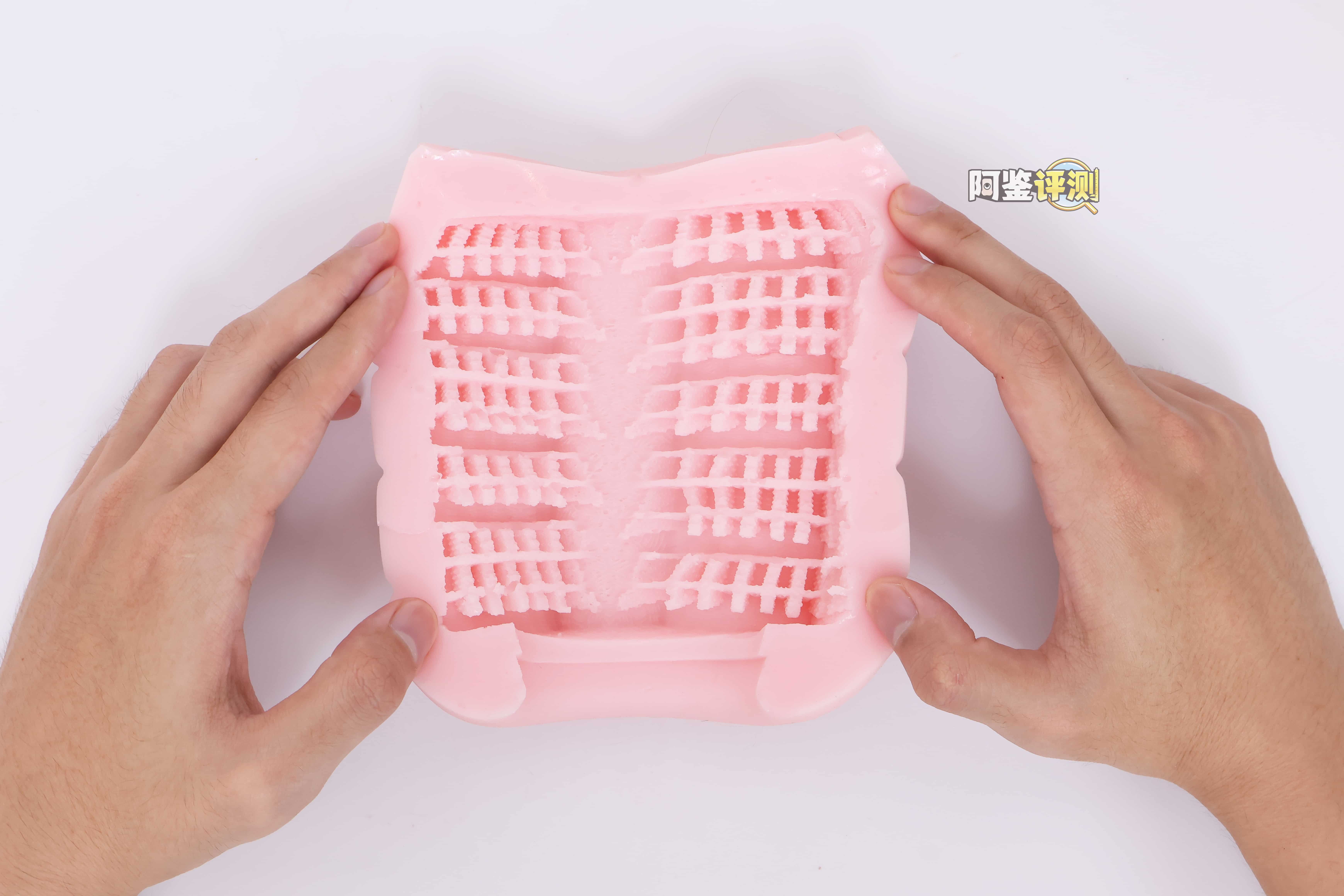 COOLP——”雌国巡礼”评测！栅栏形状的双面剐蹭纹理，暴力又Q弹的特殊剐蹭感