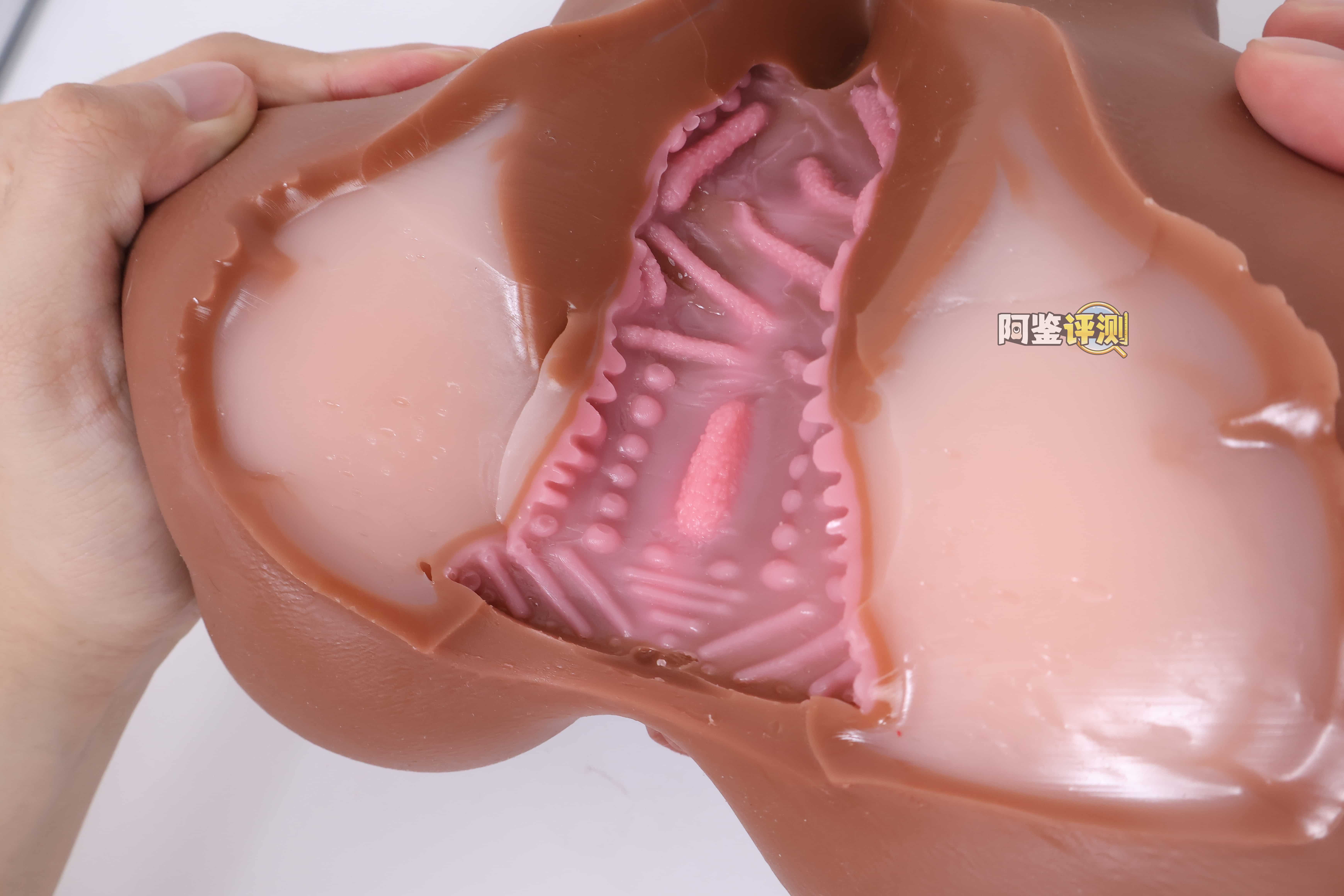 COC——"可可狼姬（软版）"评测！仅仅是臀部做了一点加软，就对整个玩具体验带来了不小的提升