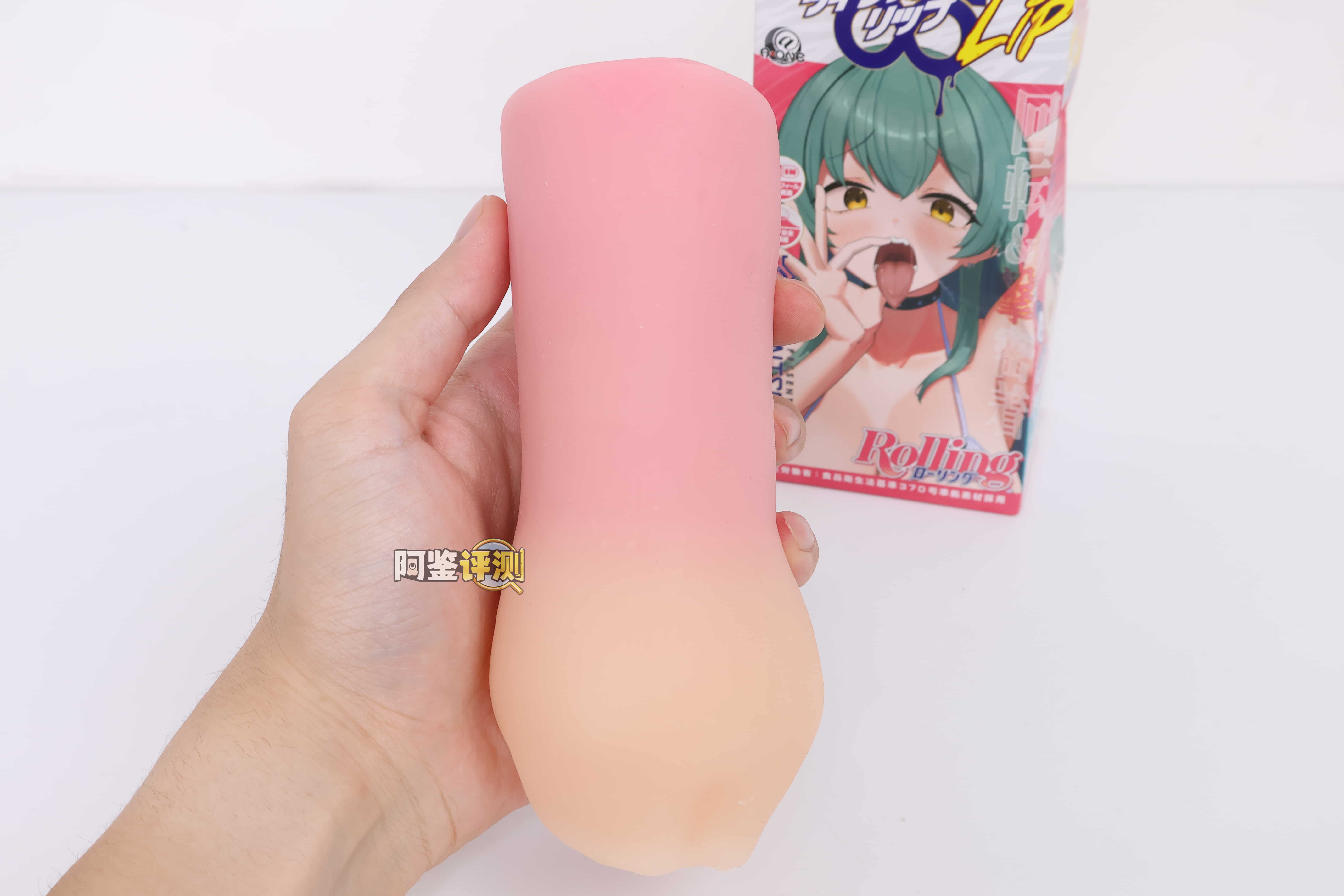 A-one——”回转双唇”评测!孩子们,这根本就不是口交杯....