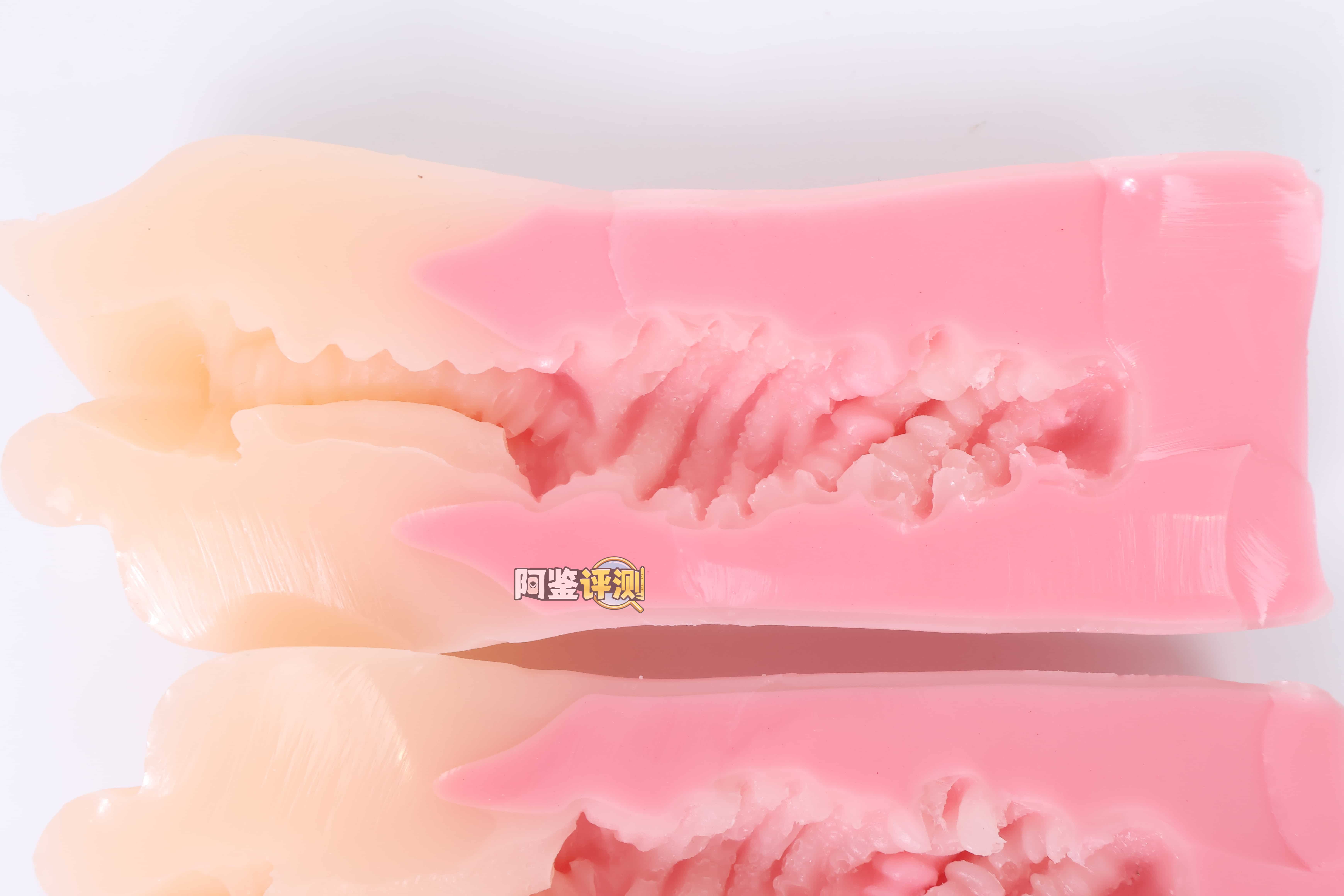 A-one——”回转双唇”评测!孩子们,这根本就不是口交杯....