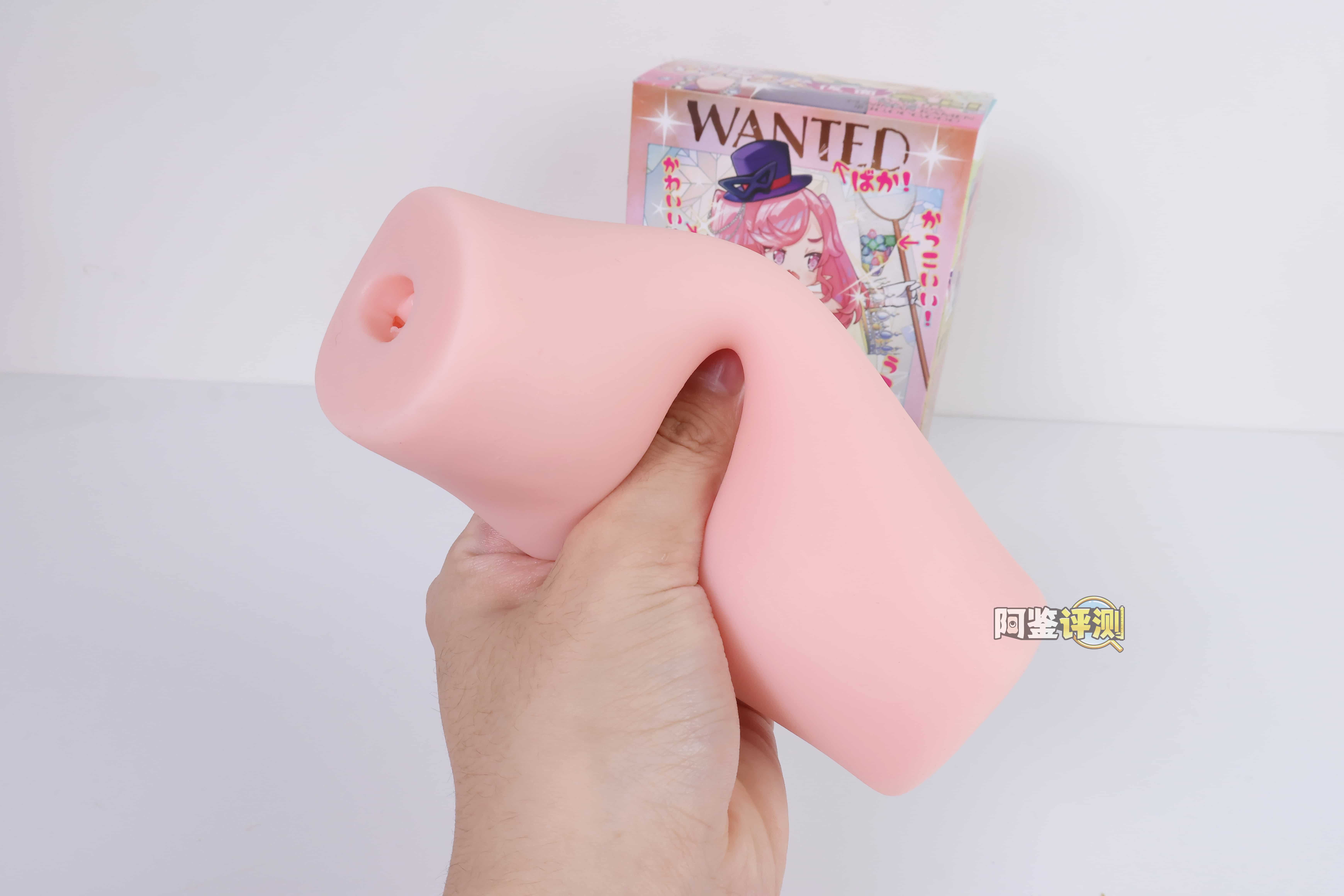 火炮——”假面怪盗”评测!越来越浮夸的双面结构!像是玻璃花窗一样的复杂网格凸起