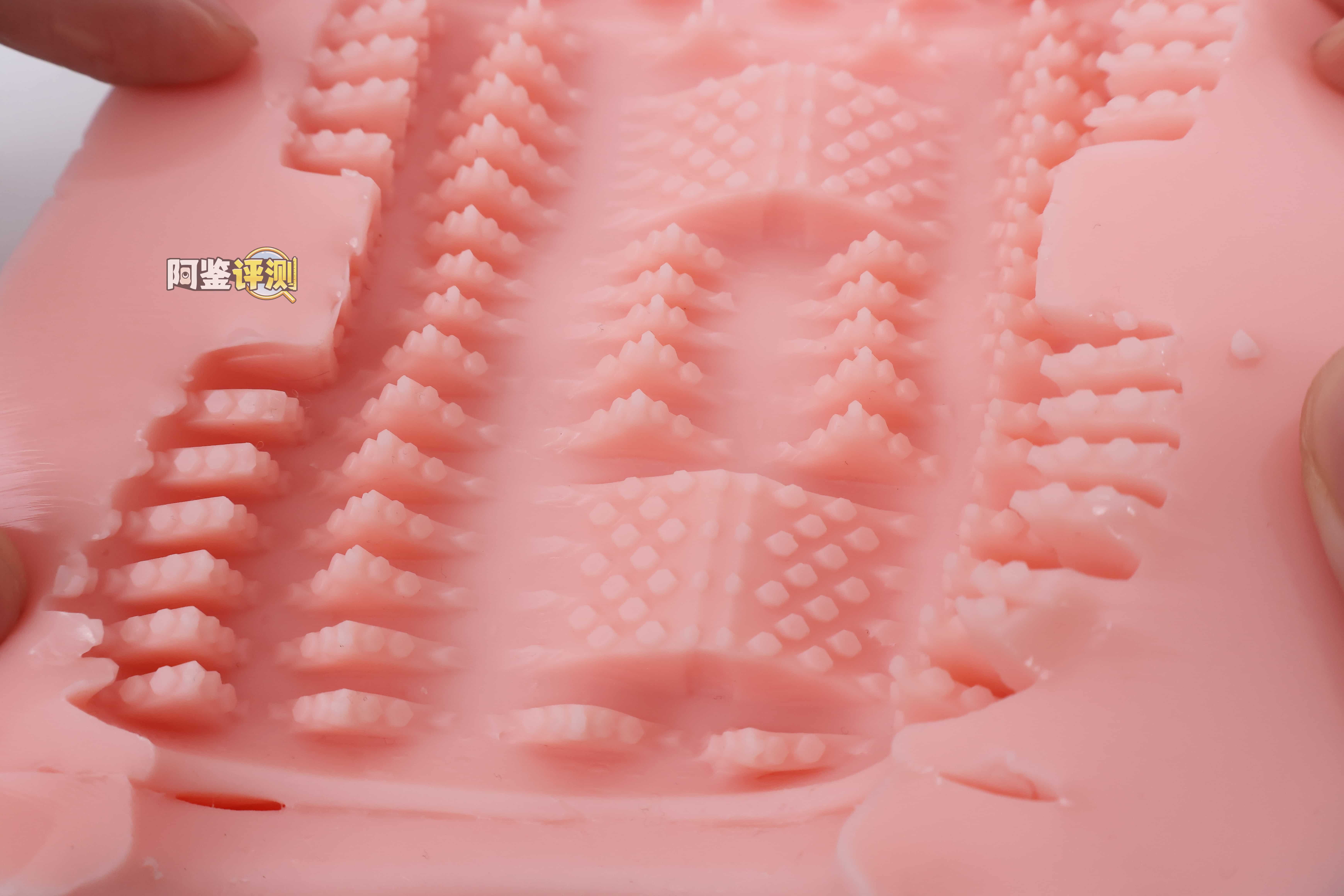 对子哈特——”宝石术士”评测！与排气法完全无缘的大空腔小杯，纹理的密度太低体验非常空洞