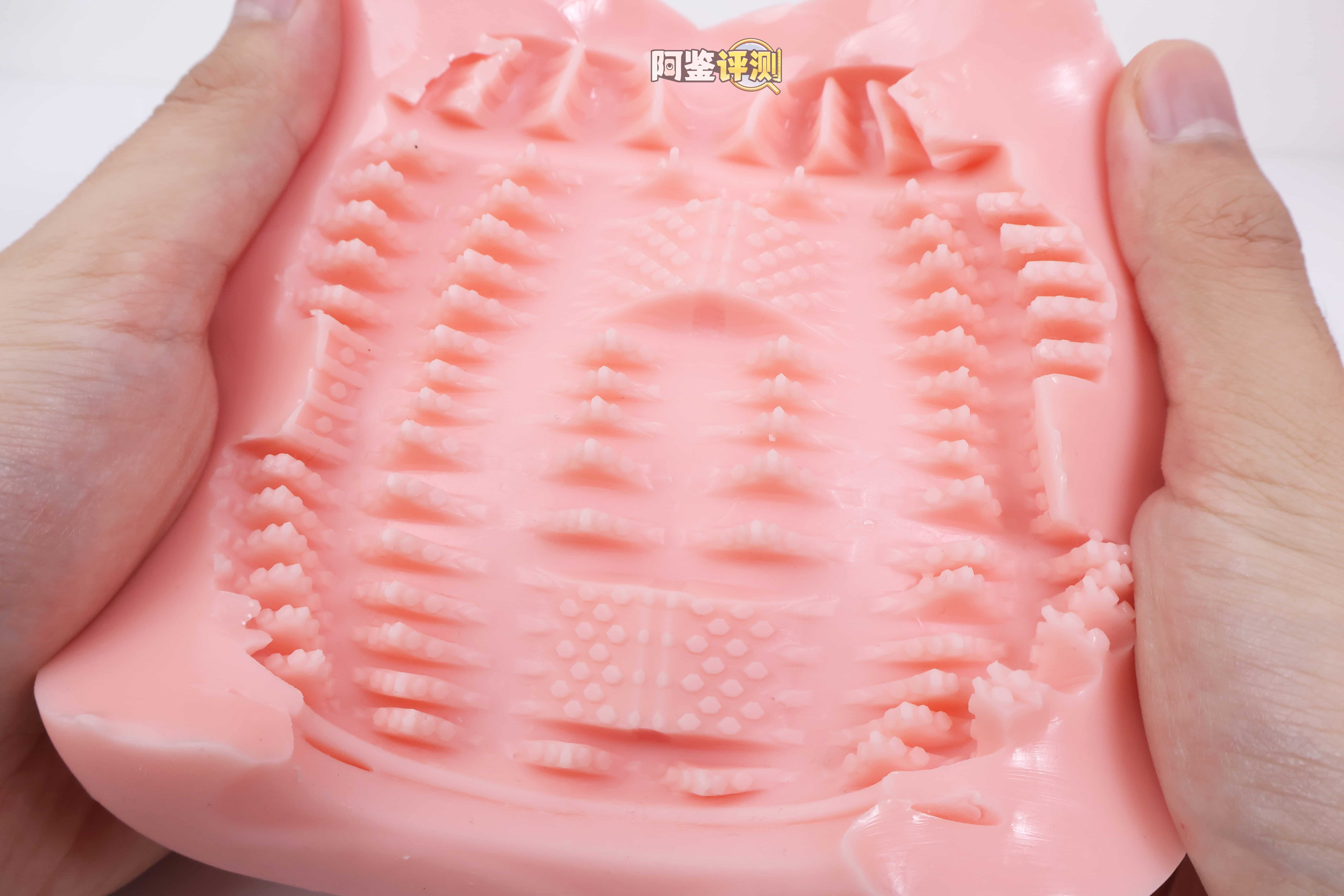 对子哈特——”宝石术士”评测！与排气法完全无缘的大空腔小杯，纹理的密度太低体验非常空洞