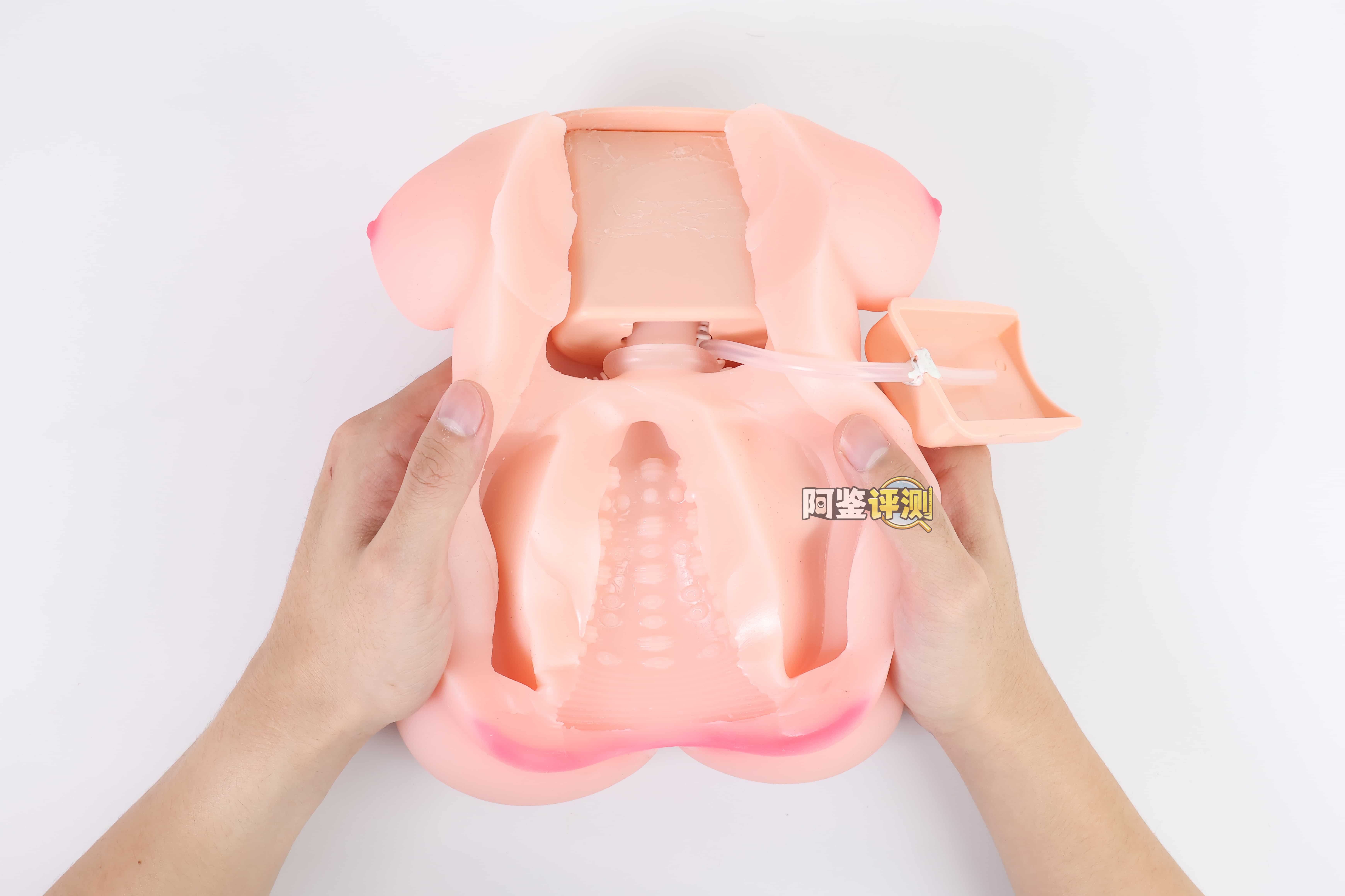 COC——”黑客甜心”评测！贯通同时还有”局部吮吸“？国产电动杯特有的奇怪优化方向